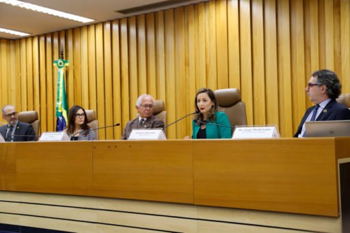 Presidente da Comissão de Trabalho da Câmara dos Deputados visita o Coleprecor