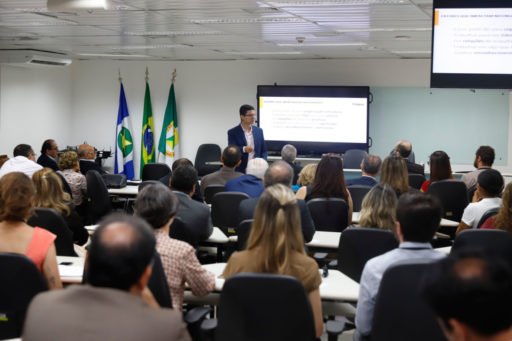 Treinamento no último dia do Coleprecor em Cuiabá fala sobre Liderança 4.0