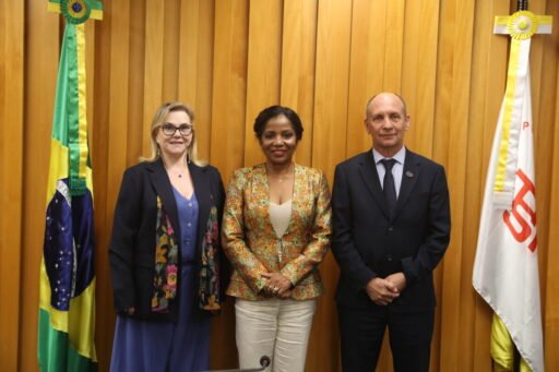 Novos dirigentes do Coleprecor tomam posse para a gestão 2025