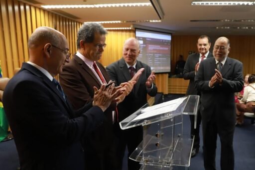 Galileu: TRT-RS assina acordo de cooperação com TRT-SP e TRT-RO/AC para uso de ferramenta de inteligência artificial