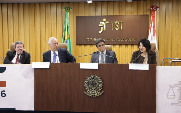 Presidente do Coleprecor defende modernização institucional na abertura do 11º Curso de Formação Continuada em Administração Judiciária