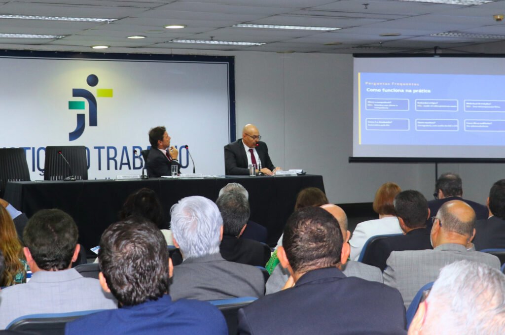 Coleprecor inicia programação da 7ª Reunião Ordinária de 2026 com palestra do TRT-RJ sobre o Projeto Equaliza